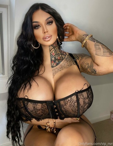 かわいいアナルオンリーファンズ 美しいポルノ 写真