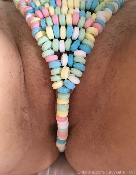 ティーンレズビアンオンリーファンズ セクシー裸 画像