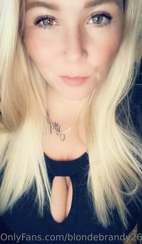 blondebrandy269 ポルノスター アート 画像