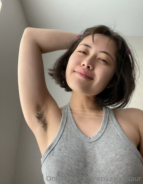 erikasvenusaur 裸の女優 ギャラリー