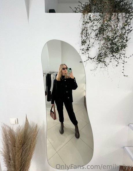 切断者オンリーファンズ 美しい裸 ギャラリー