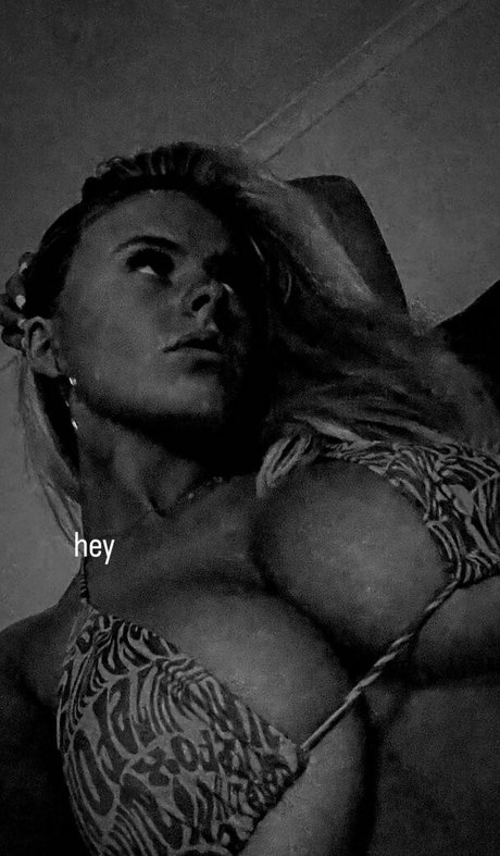 Kerri Gribble ポルノスター トップ 写真