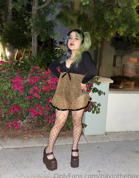 ぽっちゃりティーンオンリーファンズ セクシー 写真