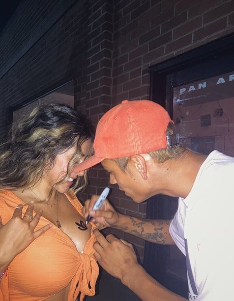 xxninisv ポルノモデル 写真