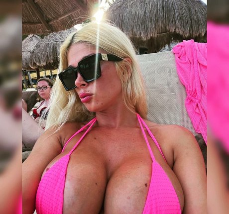 Aniita Muhlemann ポルノ女優 ギャラリー