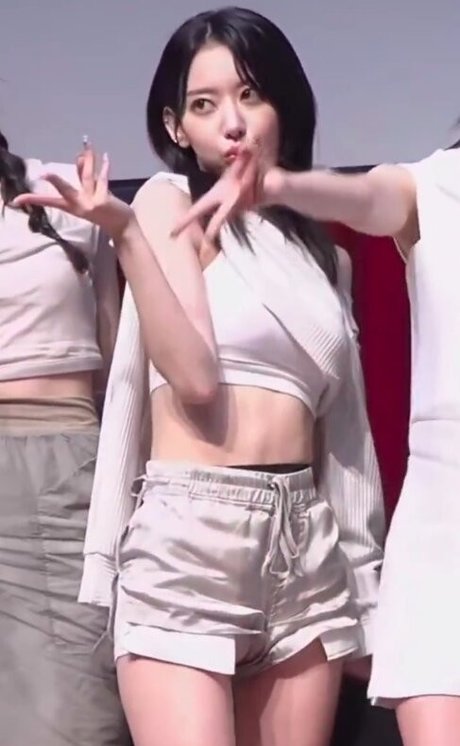 最もホットな男性オンリーファンズ 無料ヌード 写真