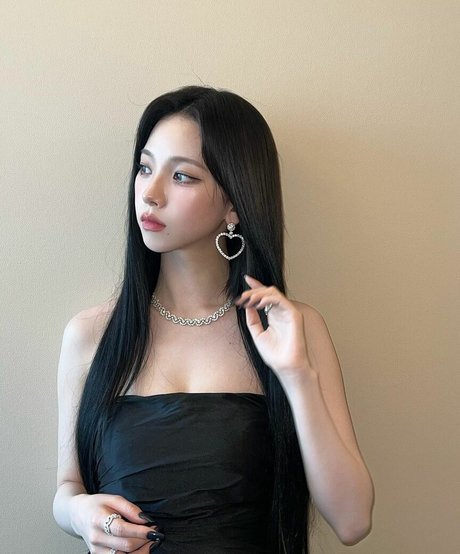 WomenK pop ポルノ女優 写真