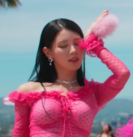 ランジェリーファックオンリーファンズ 裸 写真