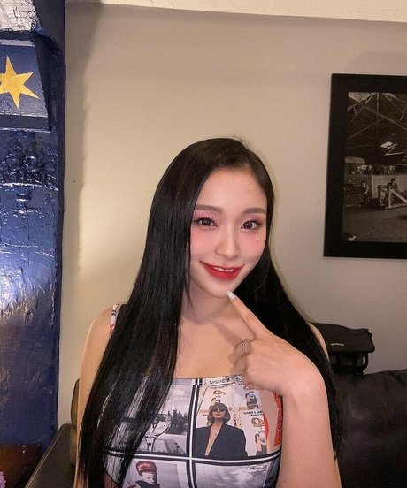 WomenK pop かわいいスター ギャラリー