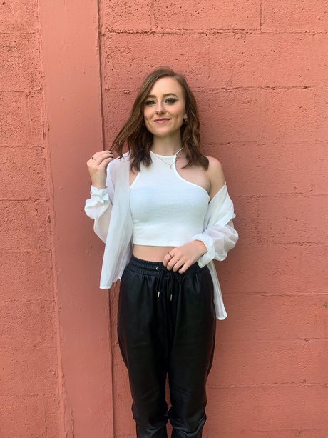 ヌード妻オンリーファンズ 可愛い 写真