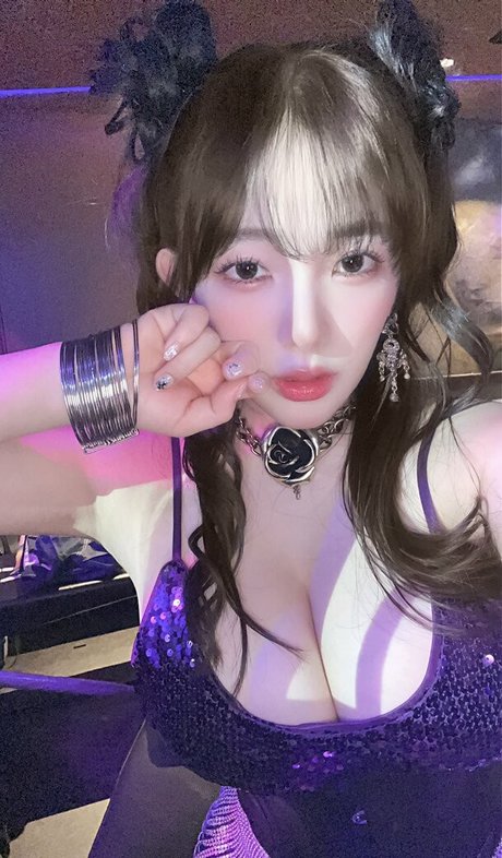 裸の女の子オンリーファンズ パーフェクト ギャラリー