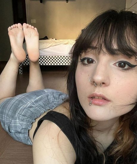 lilvanx アダルトモデル ギャラリー