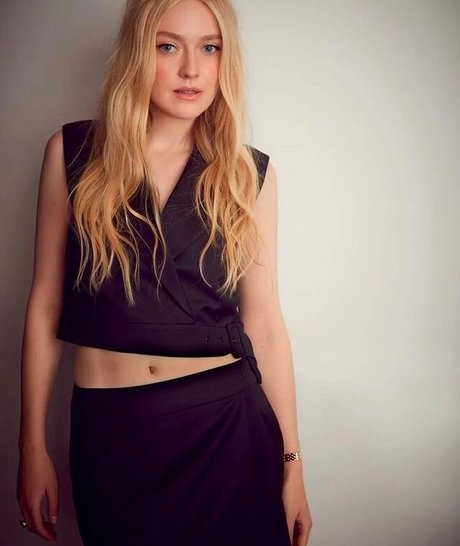 Dakota Fanning ホットなモデル 写真