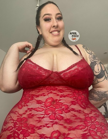 お尻を広げるオンリーファンズ ポルノ 写真