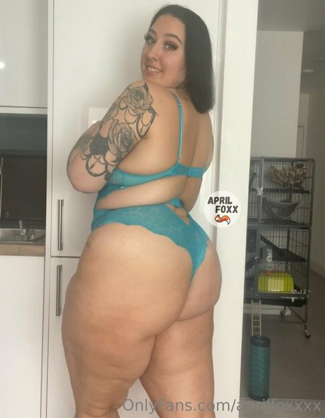 足の動画 オンリーファンズ トップ 画像