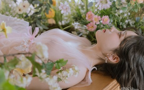 バニープリンセスオンリーファンズ ポルノ ギャラリー