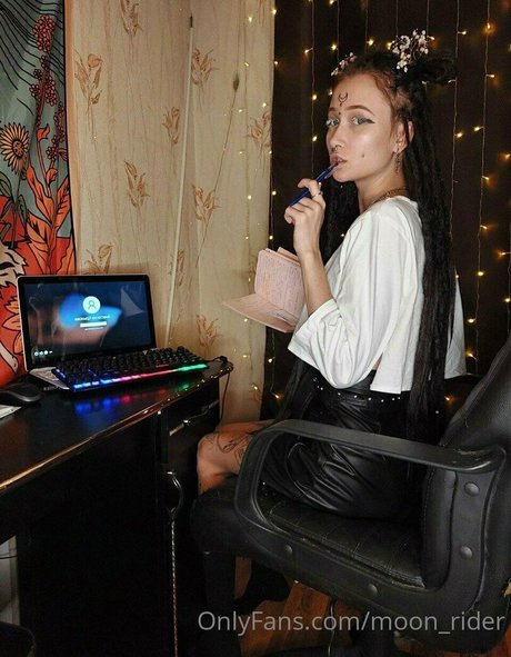 asmr 官能的なオンリーファンズ セクシーヌード 写真