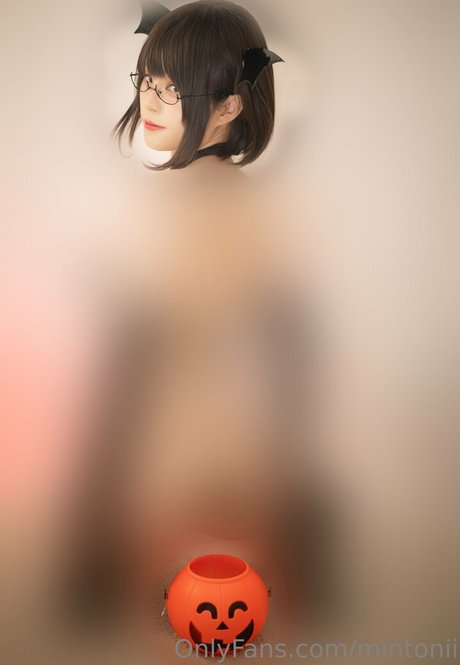 mintonii ポルノスター 写真