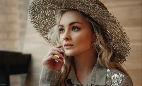 弁護士オンリーファンズ 裸 写真