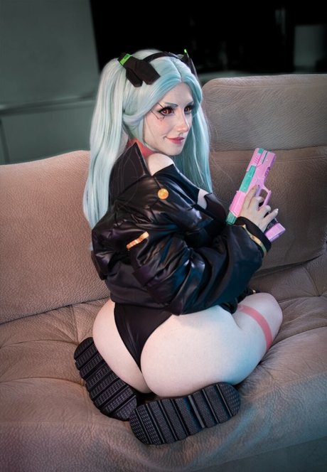 アジアン潮吹き オンリーファンズ えろ 画像