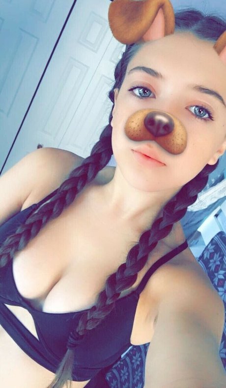 フラットオンリーファン エロチック 写真