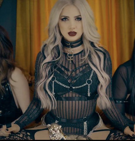 キッチンセックスオンリーファンズ ヌード アーカイブ