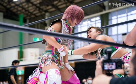 熟女オナニーオンリーファンズ 無料裸 写真