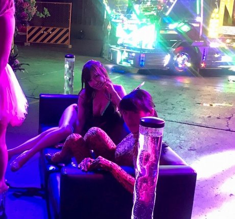 アマチュア赤毛オンリーファンズ 無料エロ 画像