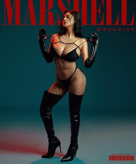 黒人ティーンのプッシーオンリーファンズ HD 画像