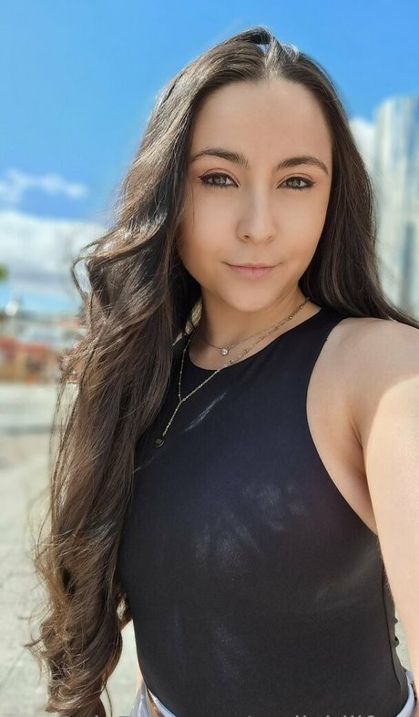 乳首 オンリーファンズ アートxxx 写真