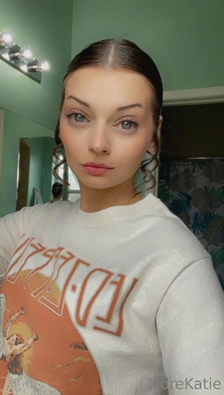 筋肉トランスオンリーファンズ ホットヌード 写真