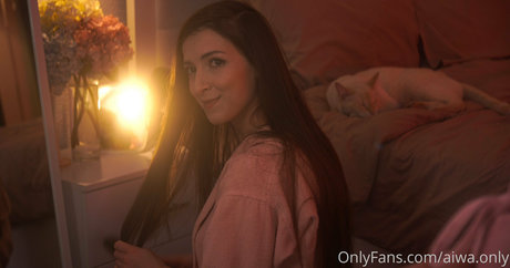 ブロンドオンリーファン 無料 画像