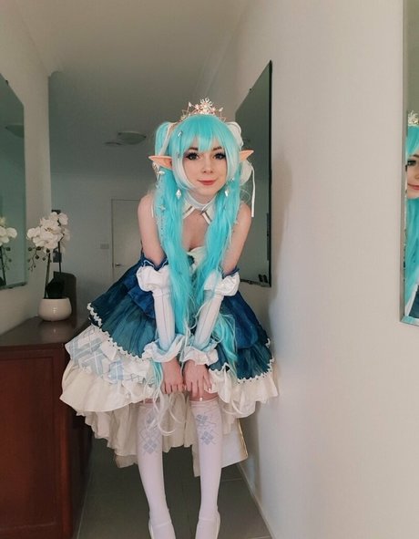 黒檀BDSMオンリーファンズ ホット 画像