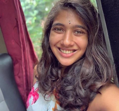 ディープオンリーファン 可愛い 画像