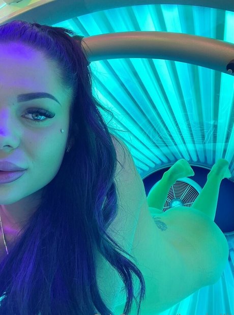 ぽっちゃりカップルオンリーファンズ 無料 写真