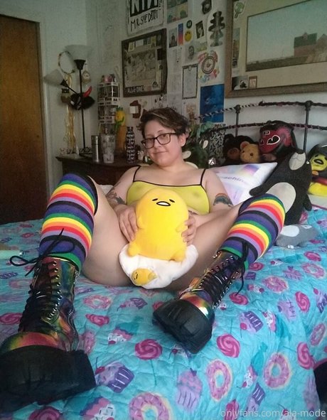 裸の女の子オンリーファンズ ホット裸 ギャラリー