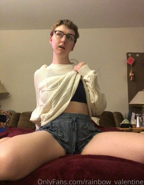 rainbow valentine 完璧な女優 写真