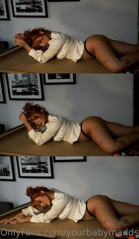 かわいいブロンドのオンリーファンズ 美しい 写真