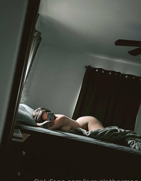 larryslatherman セクシーモデル 写真