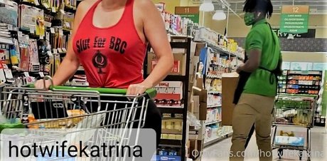 hotwifekatrinafree ヌードモデル 画像