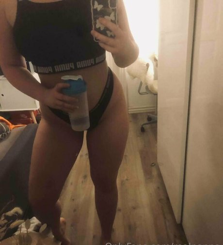 realnanna トップモデル 写真