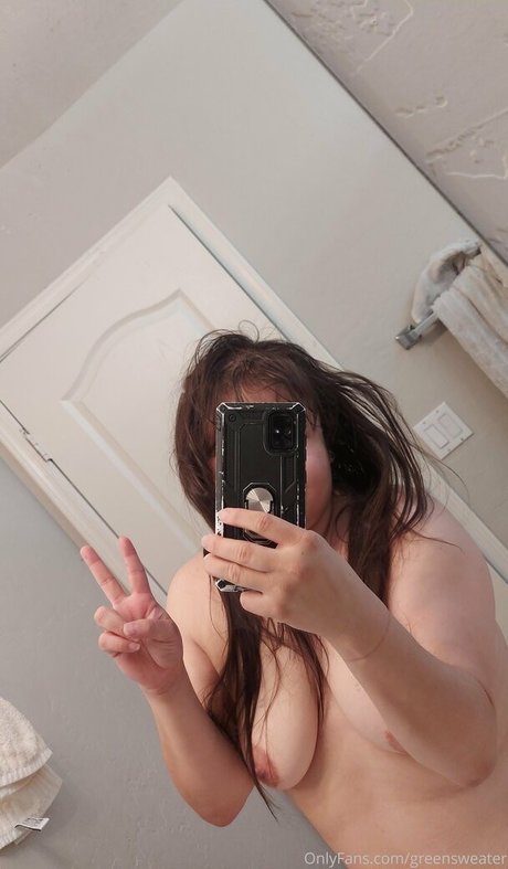 greensweater ポルノスター 独占 写真