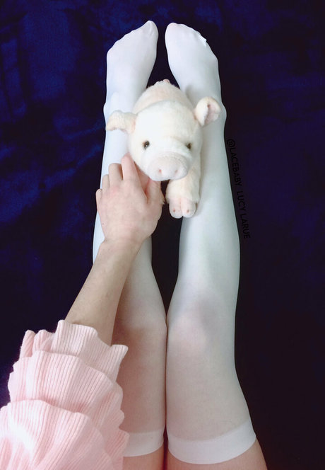 lucylarue ポルノ女優 写真