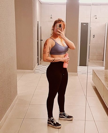 Carolina Trindade かわいいモデル 写真