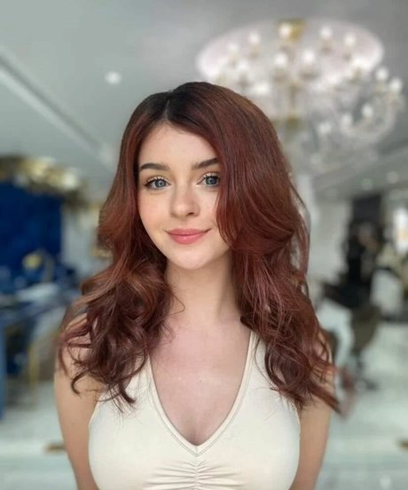 熟女の足オンリーファンズ アダルト無料 写真