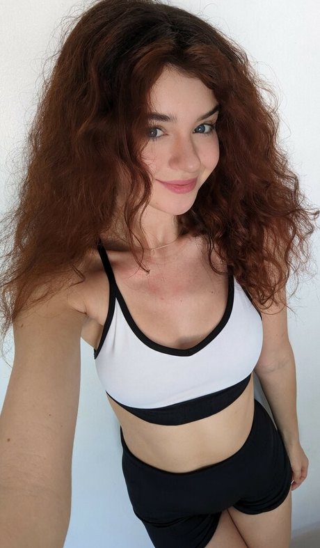 Chloe Lockley セクシーなポルノスター 写真