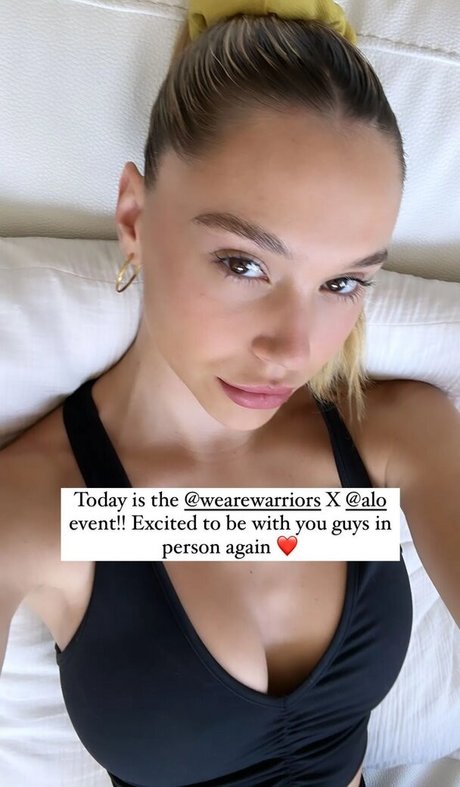 Alexis Ren HDモデル 写真