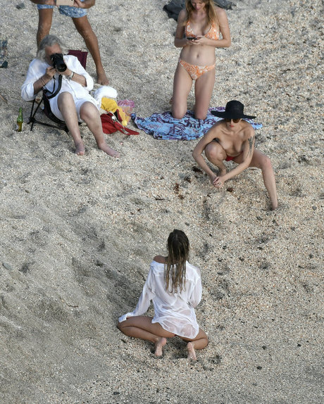 Alexis Ren 素敵なポルノスター 画像