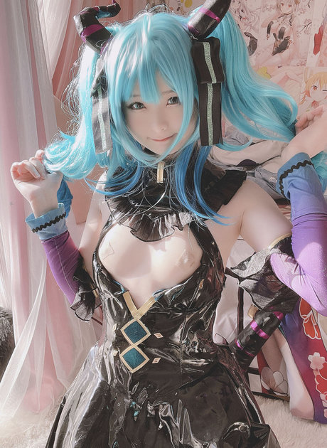 女王様オンリーファンズ ホット裸 ギャラリー