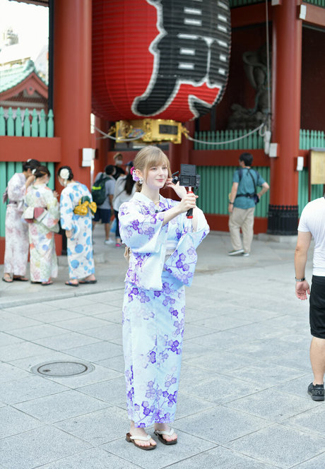 小柄な足オンリーファンズ トップ 写真